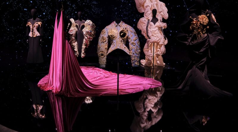 Schiaparelli exhibition V&A showing haute couture fashion on display