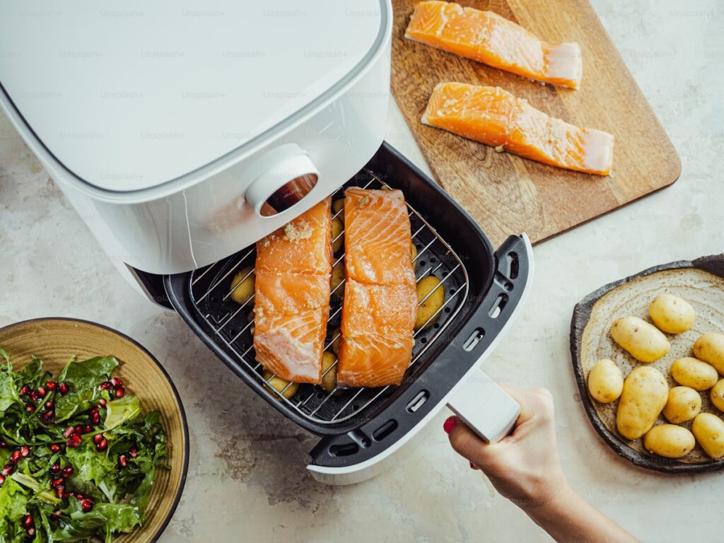 Air fryer recipes for one person - salmon fillet cooking in an air fryer