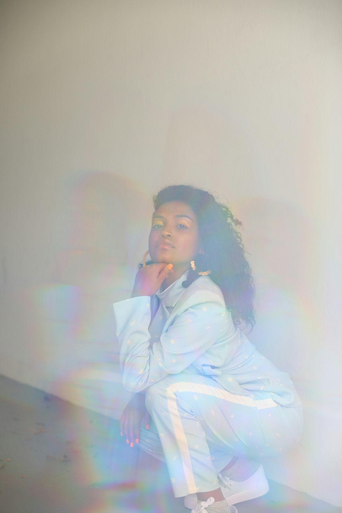 Red light therapy panel used for skin treatment at home