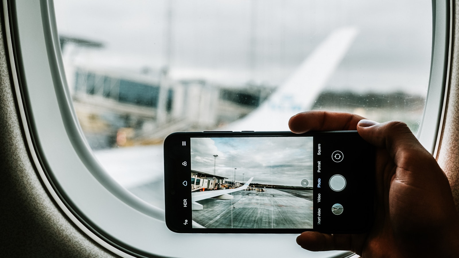 Why UK Holidaymakers Are Switching to eSIMs for European Travel in 2026