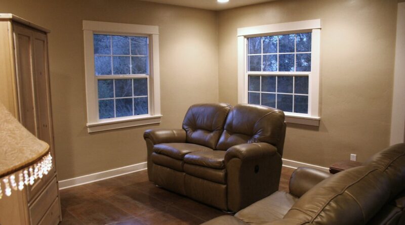 chocolate-brown-interiors-2026-featured