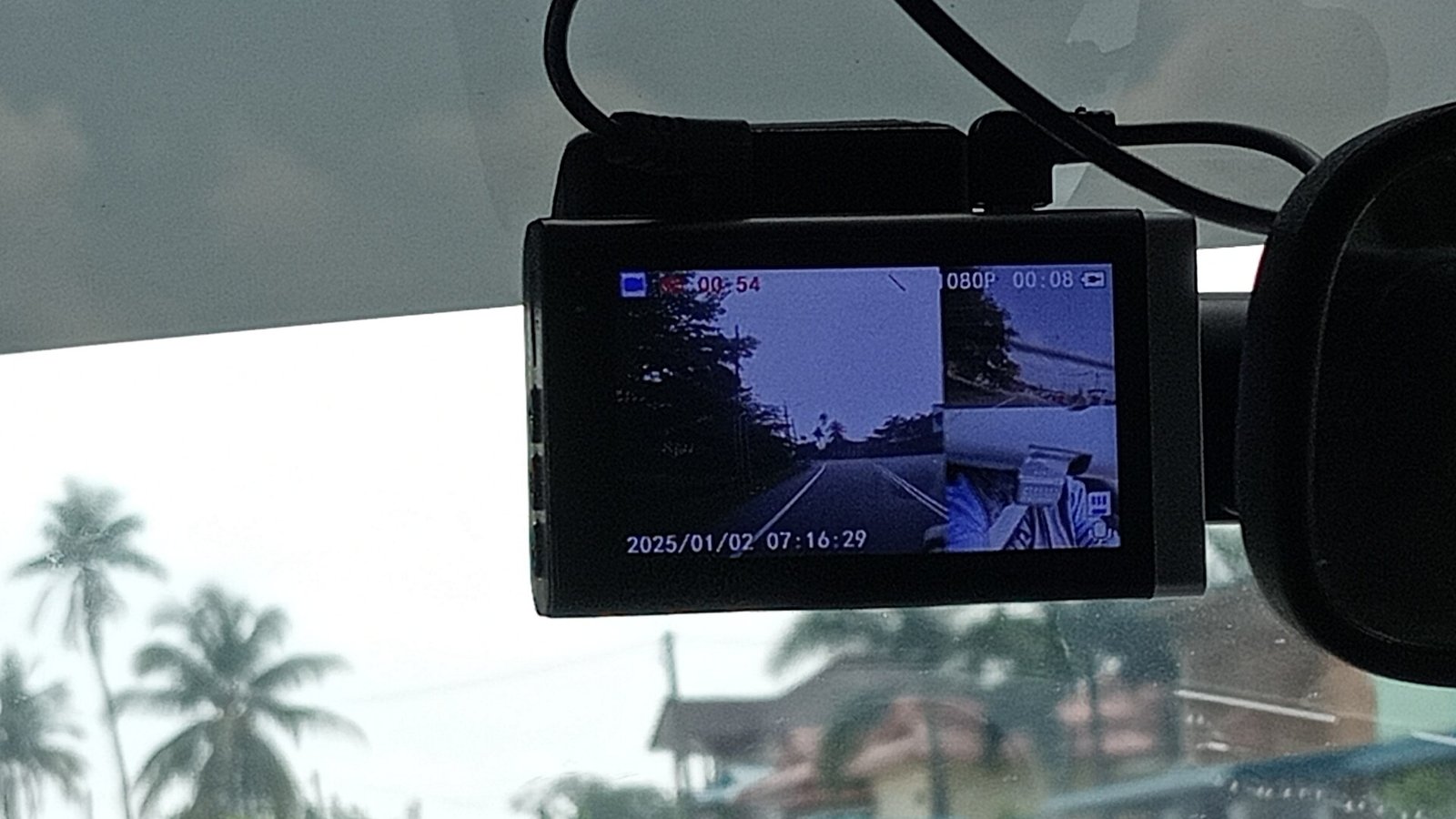 Best Dash Cam Under £100 UK 2026: The Insurance Myth and the Cameras That Hold Up