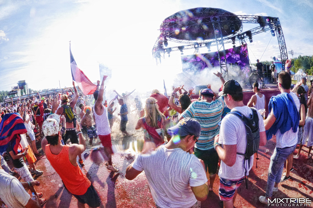 Festival crowd at a UK summer festival