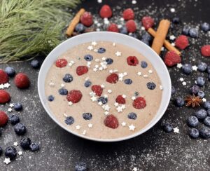 Healthy Oatmeal with Berries