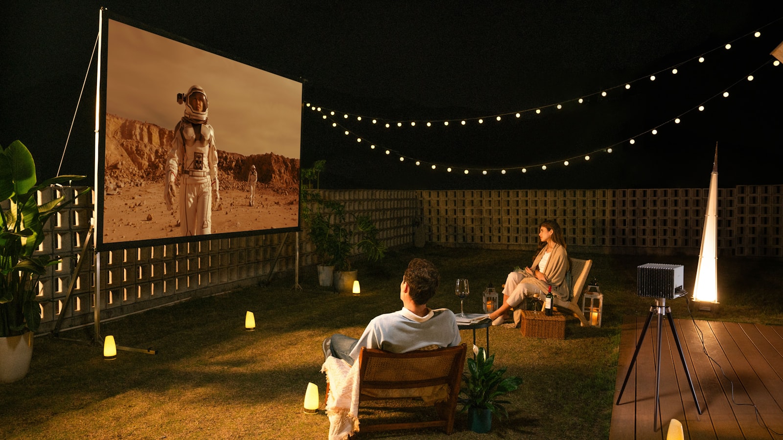 Outdoor Cinema UK 2026: Why Britain Pays to Watch Old Films in the Rain