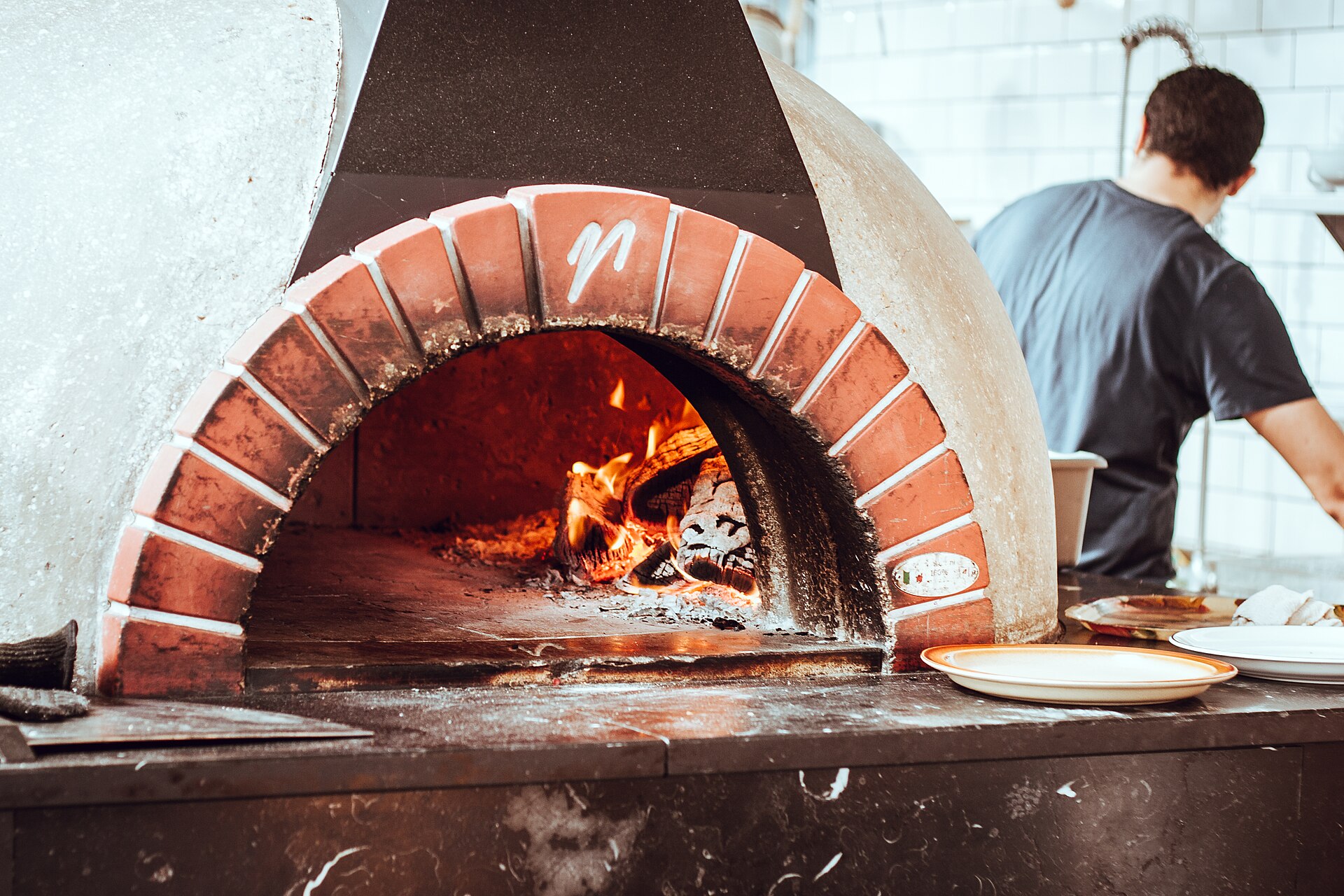 Best Pizza Oven Under £300 for the August Bank Holiday: Skip Wood, Buy Gas, Ignore the Snobs
