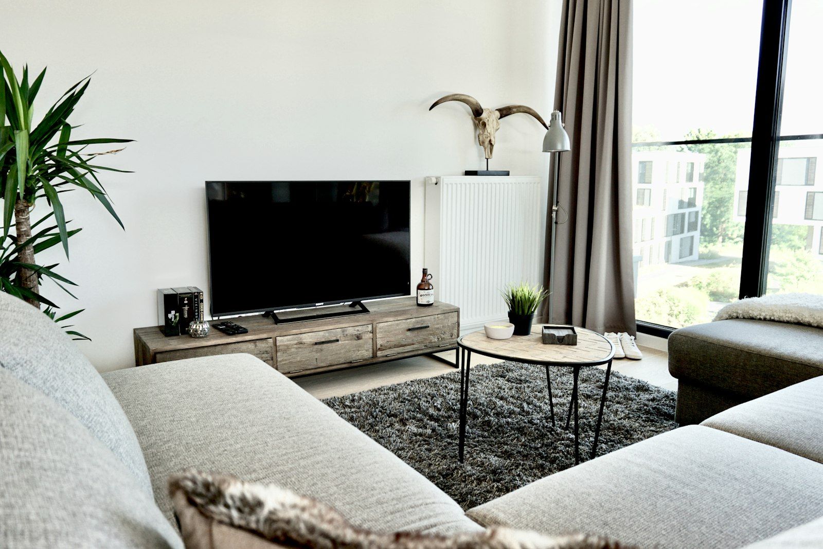 The best soundbar under £150 setups keep things simple - one bar under the TV, one cable