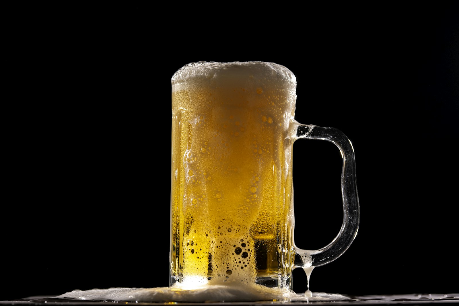 Sober September 2026: What 30 Days Without Alcohol Actually Changes – and Who Shouldn’t Quit Cold