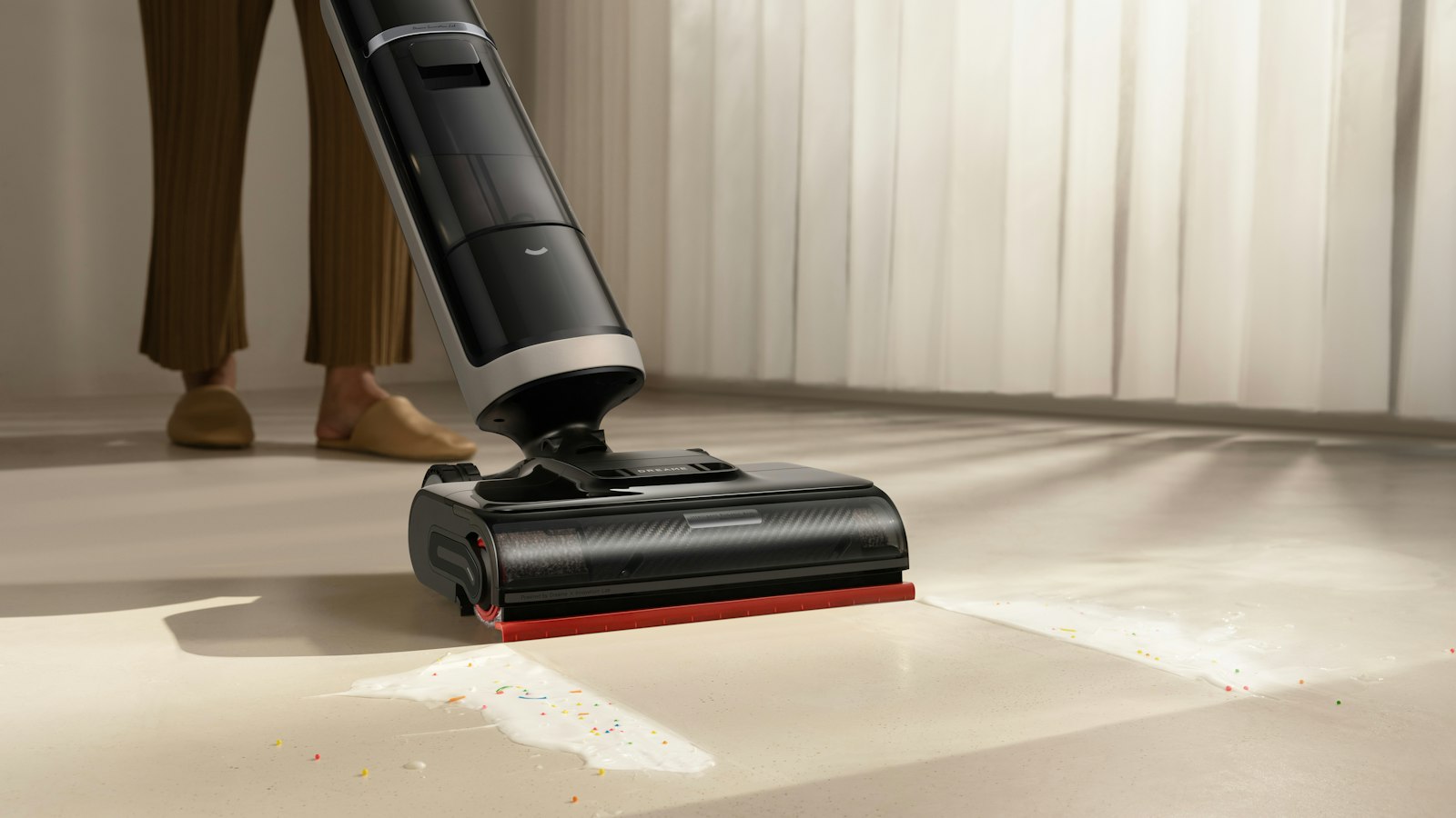 Best Cordless Vacuum Under £250 for Mud Season 2026: The £199 Dreame That Beats a Dyson V8 – And When a Corded Stick Is the Smarter Buy