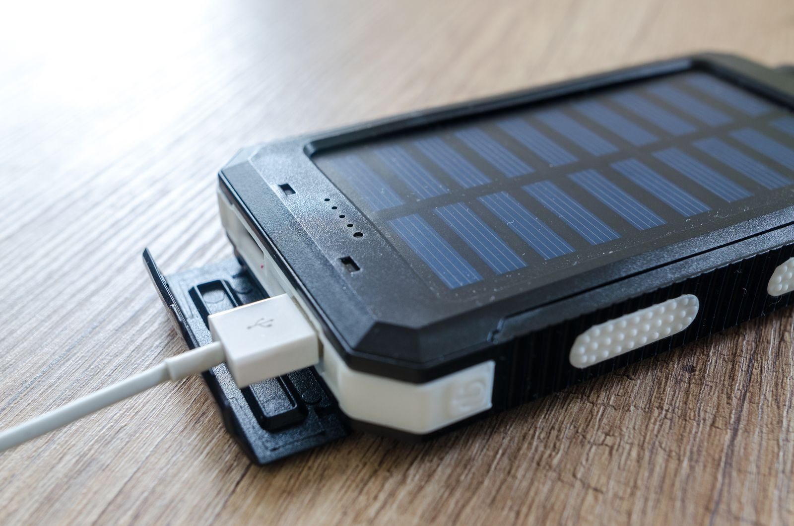Power bank for flights being charged, the capacity travellers need to check before packing