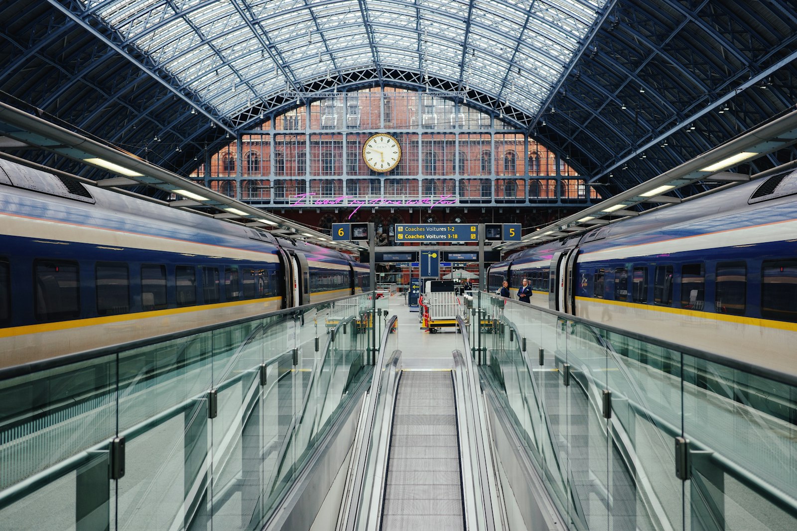 Eurostar train under the clock at London St Pancras, the starting point for most Christmas market breaks 2026 by rail