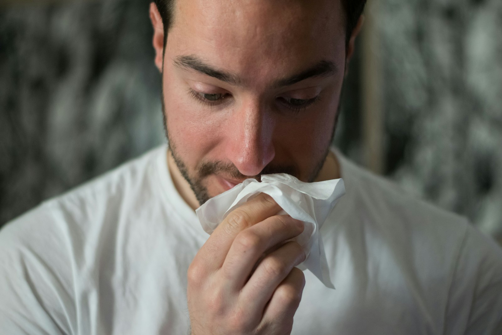 Cold and Flu Remedies That Actually Work in 2026: Six Pharmacy Staples Versus the Trials, the Lemsip Ingredient America Is Binning – and the Salt Water Fix That Cut Colds by Two Days