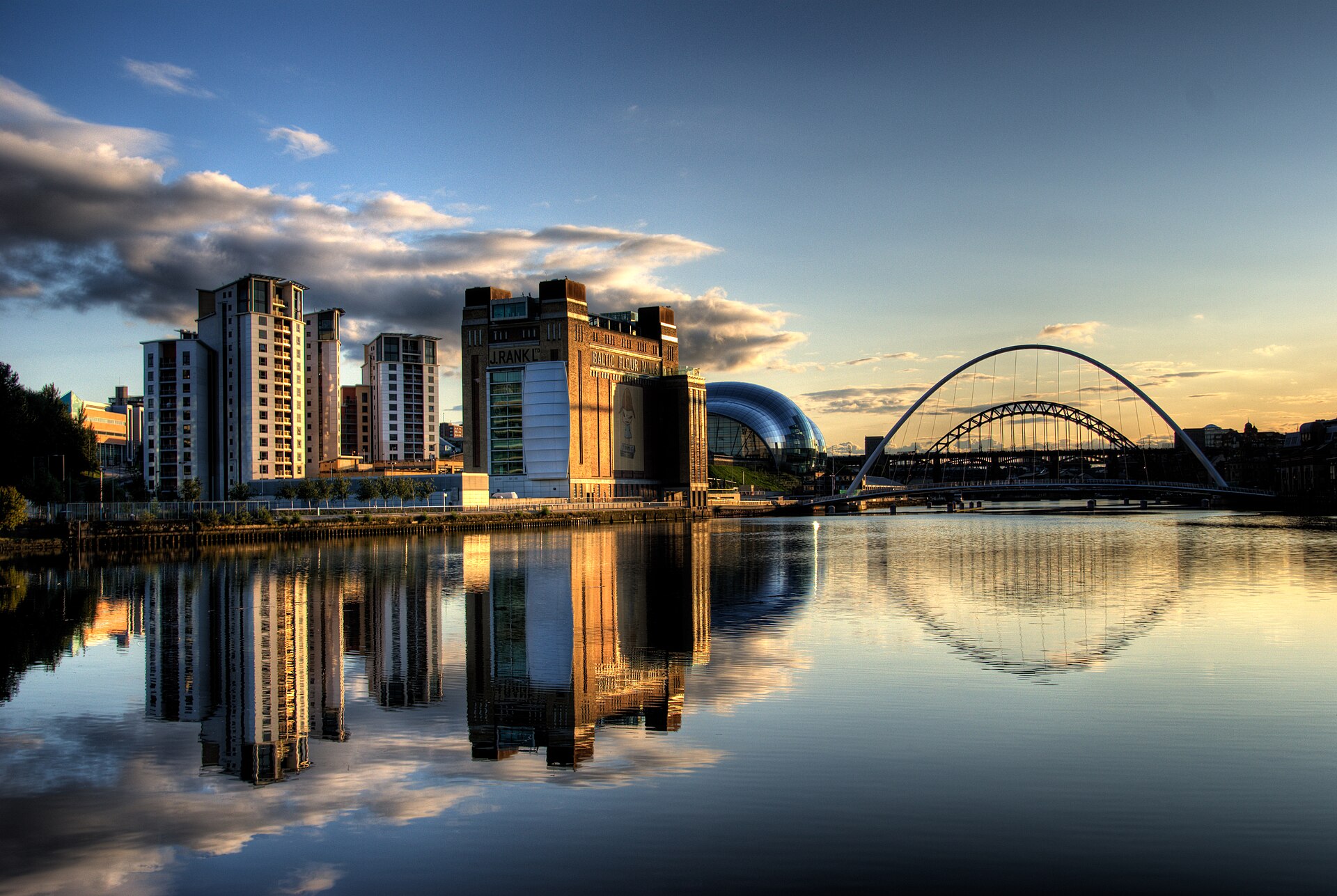 Newcastle Quayside and its bridges, host city for Mercury Prize 2026 tickets and fringe events