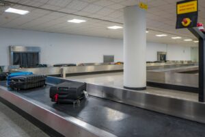 best-luggage-tracker-under-30-featured
