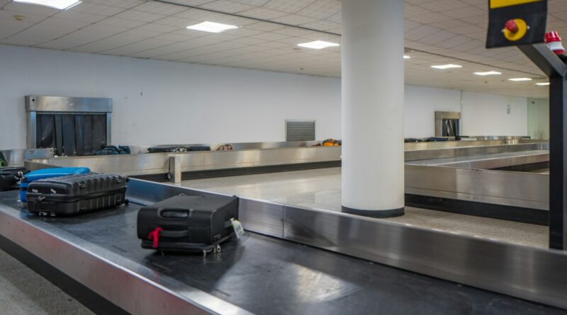 best-luggage-tracker-under-30-featured