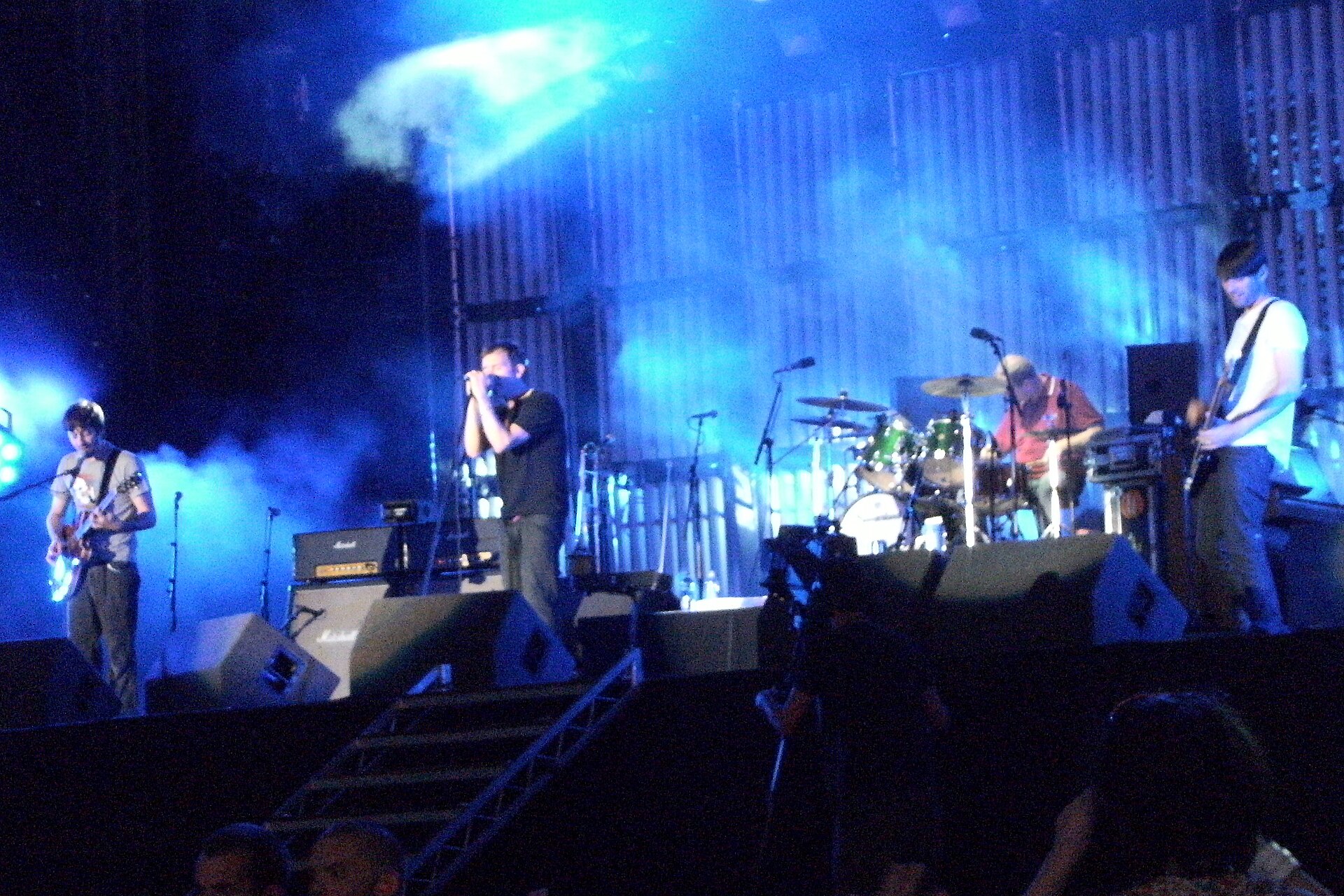 Crowd and stage at a Hyde Park concert in London, the setting for Bon Jovi Hyde Park 2027 tickets