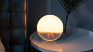 sunrise-alarm-clock-dark-mornings-featured