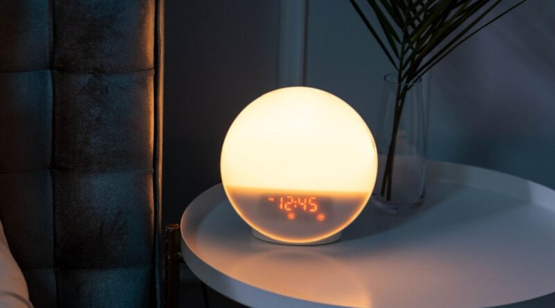 sunrise-alarm-clock-dark-mornings-featured